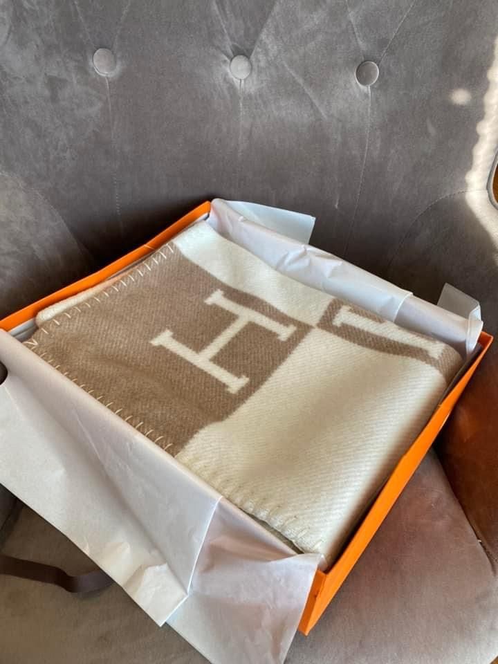 Hermès Coperte: Hermes avalon blanket – Nuovo (secondo la descrizione) da Kilchberg ZH venduto da cruella