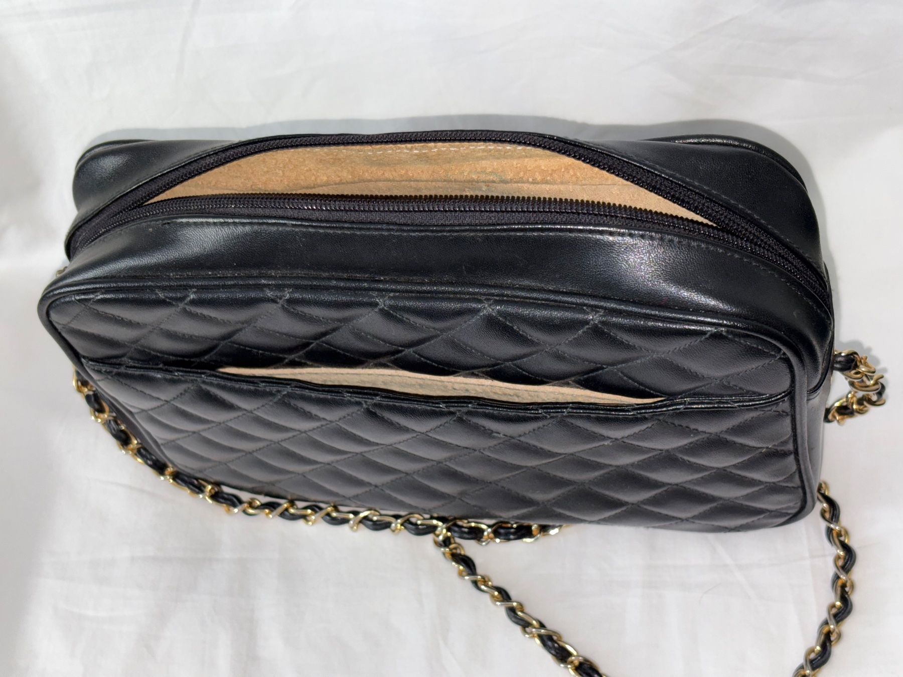 Borse da donna: Vintage Schultertasche "Camera Bag"-Stil, schwarz – Usato da Oberrieden venduto da pet_n2c2 7