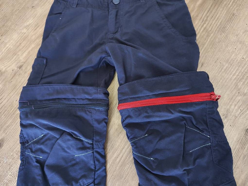 Pantaloni: Freizeithose von Decatlon – Usato da Flawil venduto da minggeli83 1