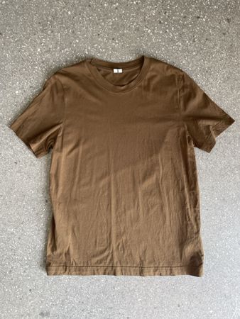 T-shirt ARKET marron taille M