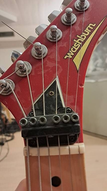 Washburn Strumenti musicali: Washburn A-5 Stage Series E-Gitarre 80's – Usato da Zürich venduto da nico0093 2