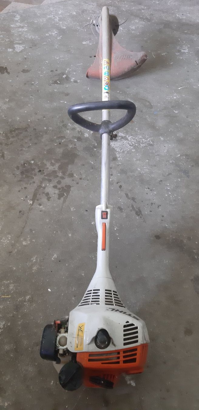 Stihl Tagliaerba: Stihl FS 45 Motorsense Trimmer – Difettoso da Walenstadt venduto da Wildhuepfer