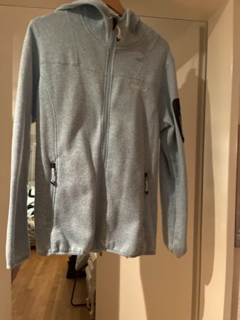 Frühlings-Fleecejacke mit Kapuze, hellblau, Grösse M.