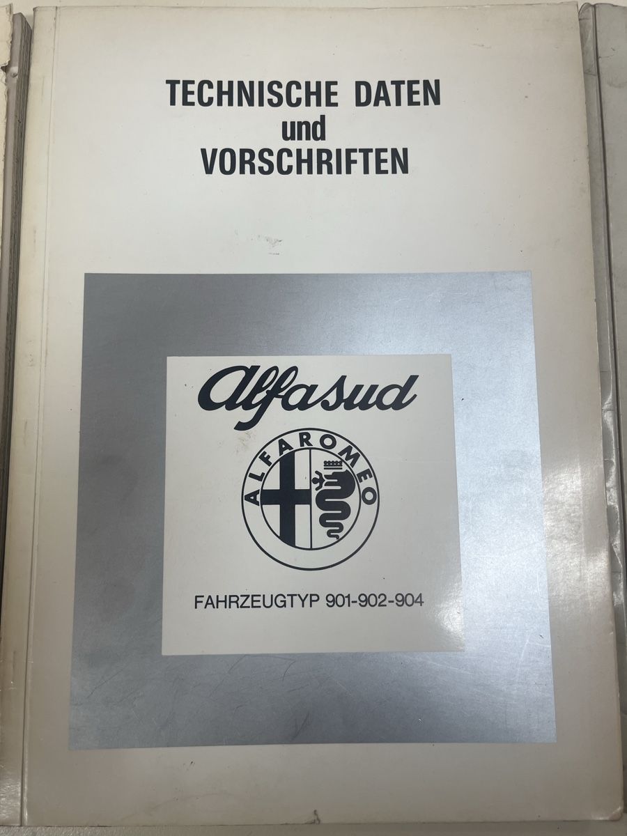 Libri: Alfa Romeo – Usato da Hedingen venduto da Walo1315
