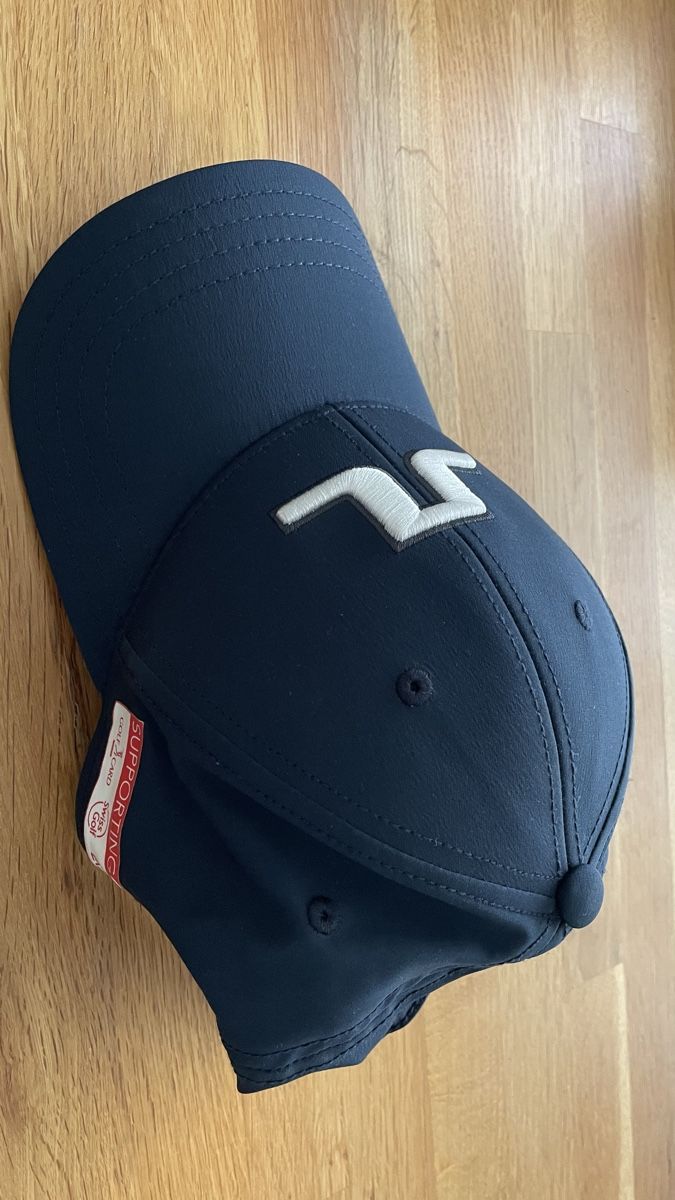 Lindeberg Hüte, Mützen & Caps: J.Lindeberg Cap dunkelblau – Neu und originalverpackt aus Steffisburg von santra 1