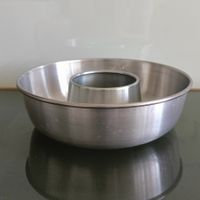 Vintage Aluminium Reis Form