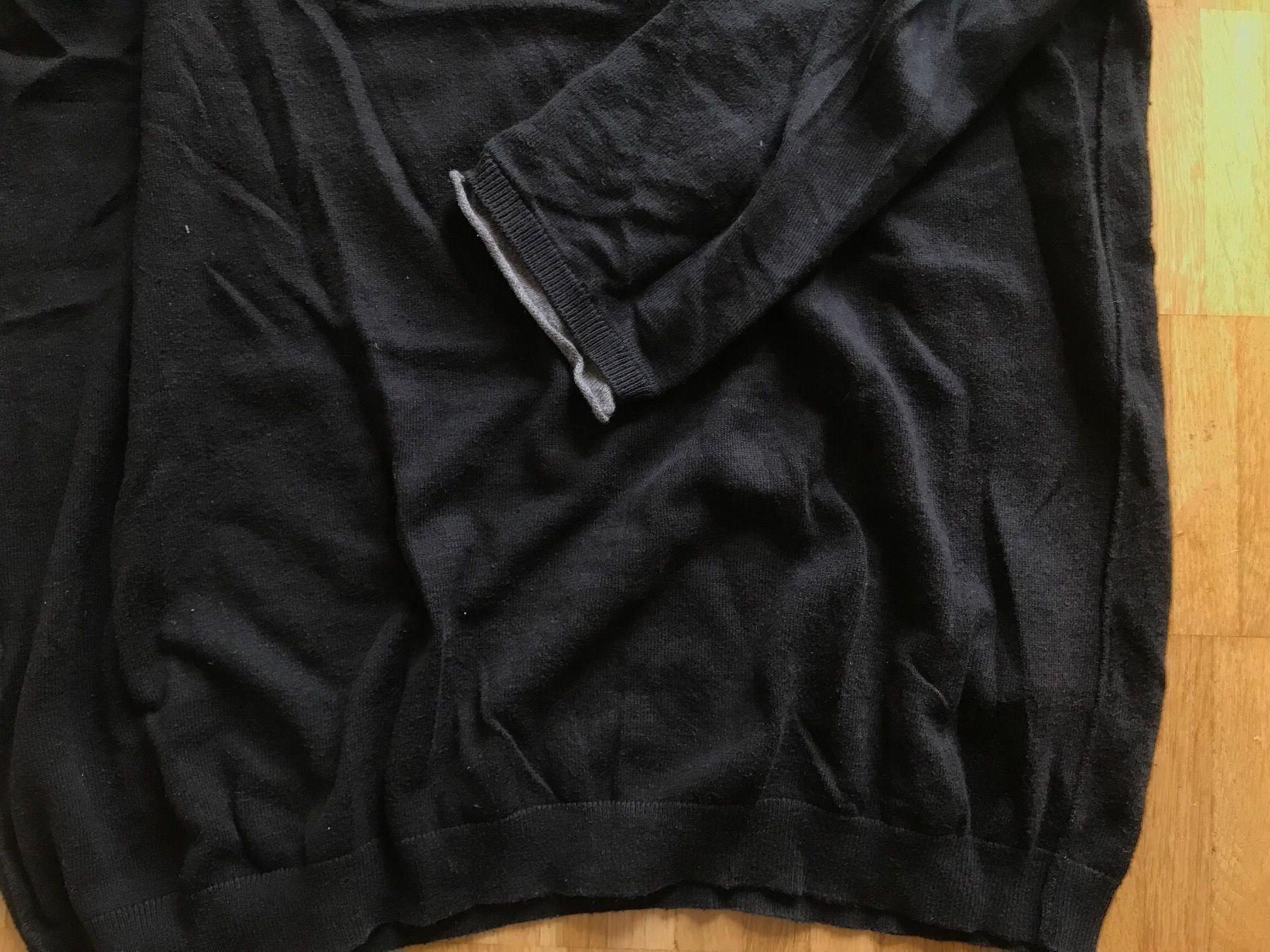 Pullover & Sweatshirts: Sweatshirt, leichter Pulli, schwarz – Gebraucht aus Zürich von mybuybye 4