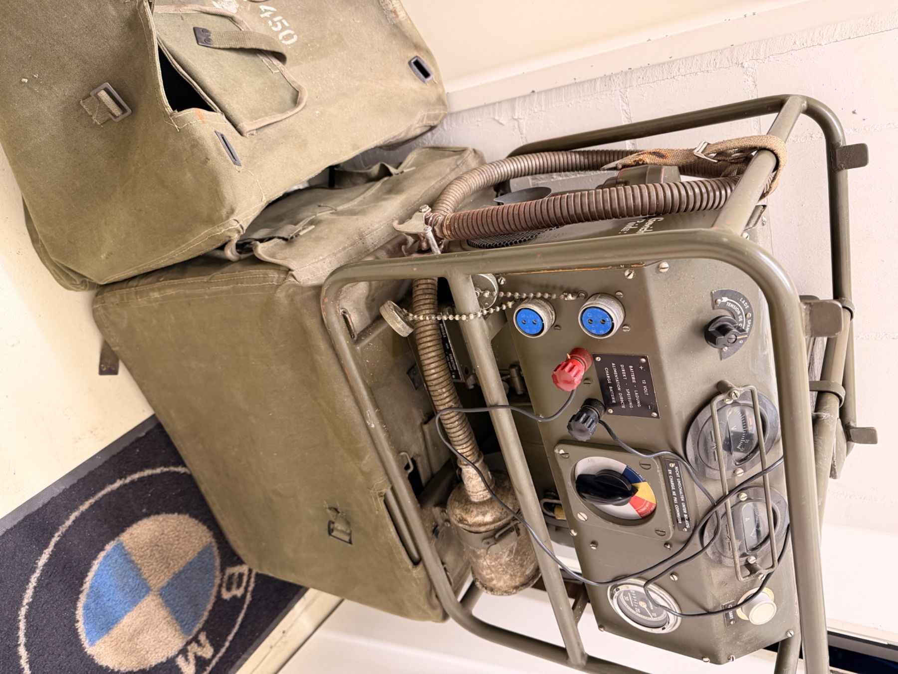 Generatori di corrente: Generator Armee 12 Volt 4-Takt Motor – Usato da Rüschlikon venduto da am6000 6