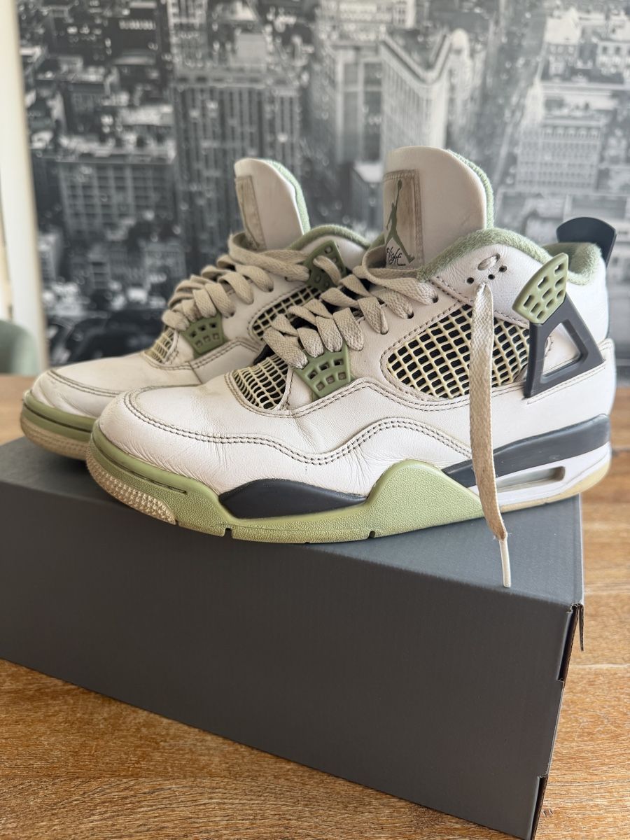Jordan Scarpe da uomo: Nike Air Jordan 4 – Usato da Zürich venduto da Garfield80