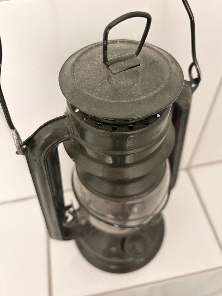 Lampade: Petroleum-Lampe – Usato da Altenrhein venduto da Docdoc 2