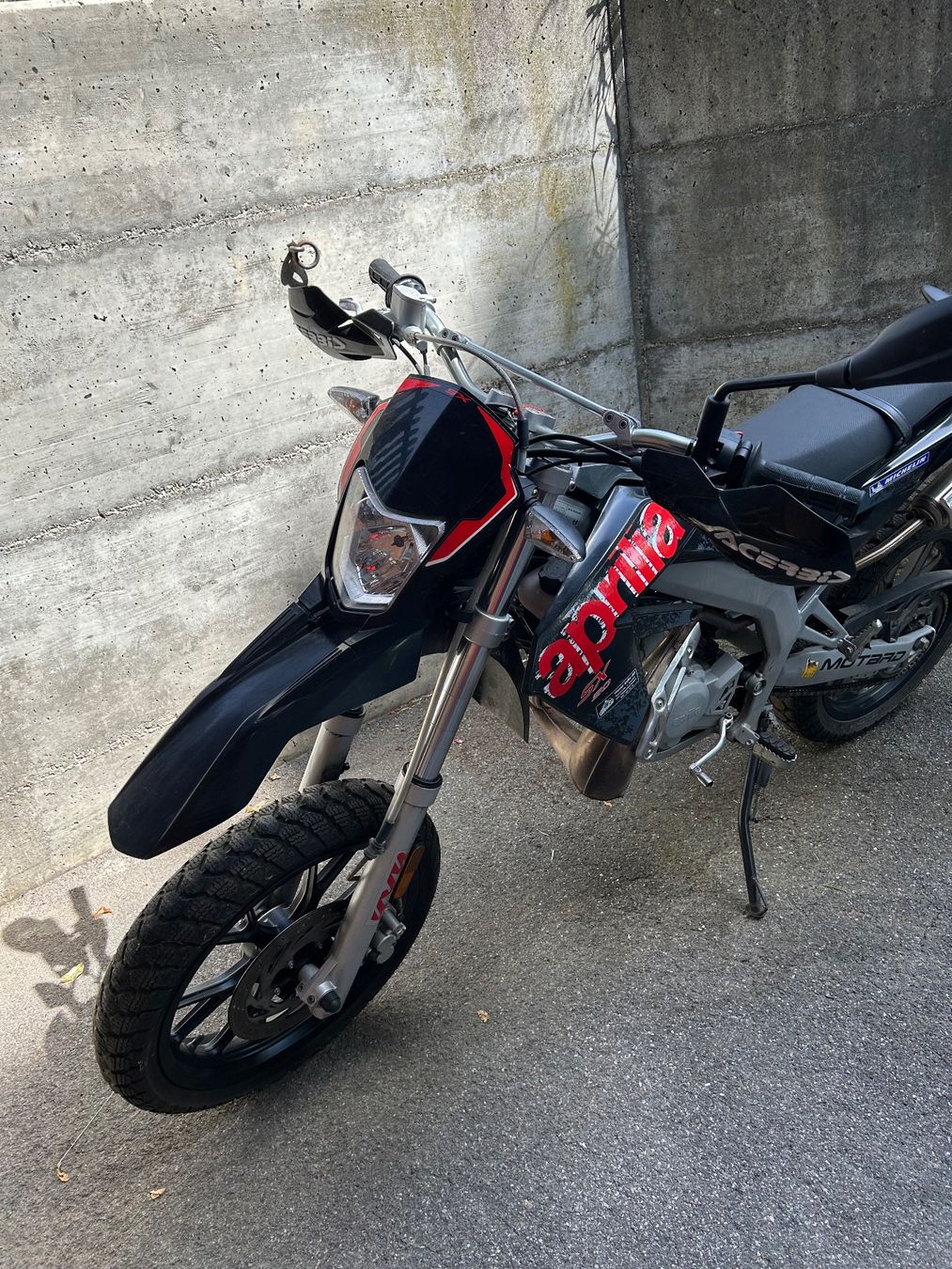 Aprilia Enduro: Motorrad Aprillia SX 50 – Difettoso da Heimenschwand venduto da Aventurin7