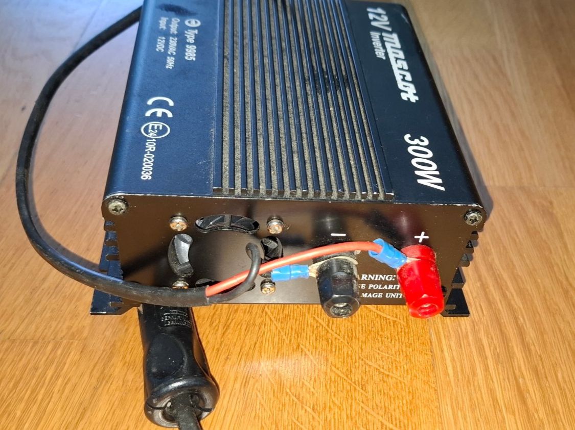 Inverter: 12 V 300W Inverter – Usato da Ebikon venduto da Dubi1 1
