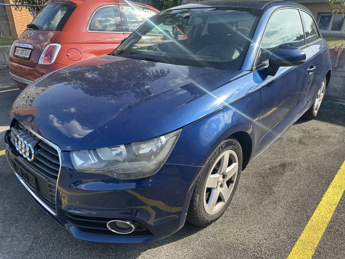 Audi Autos: Audi a1 automatique  – Gebraucht aus St-Imier von hus_zy2n