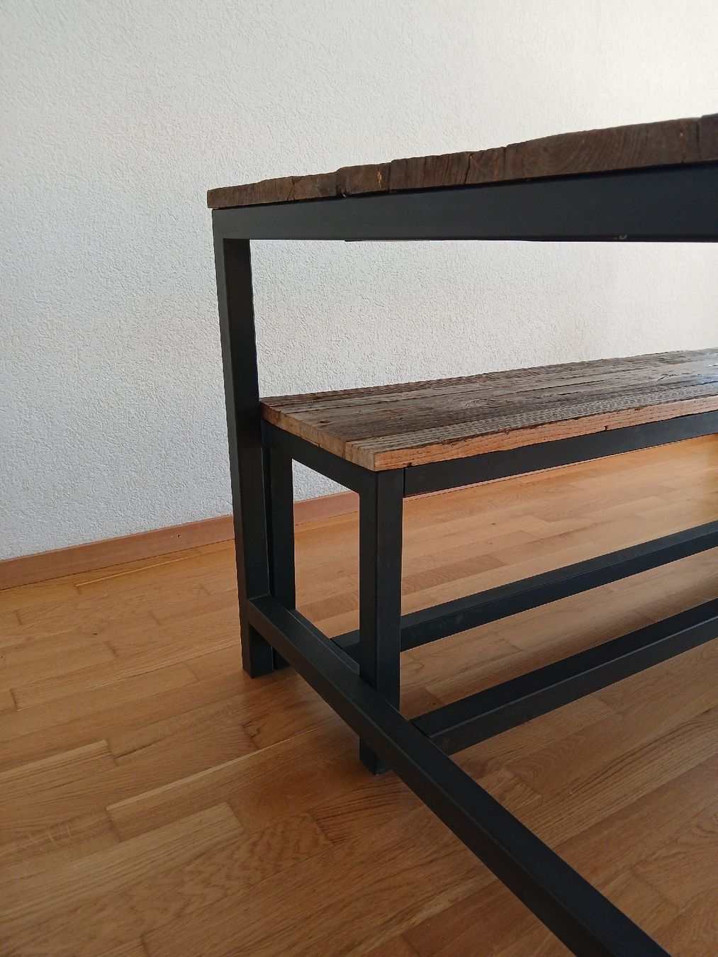 Tables: Ensemble table et banc – D'occasion à Concise par nan_8dqn 5
