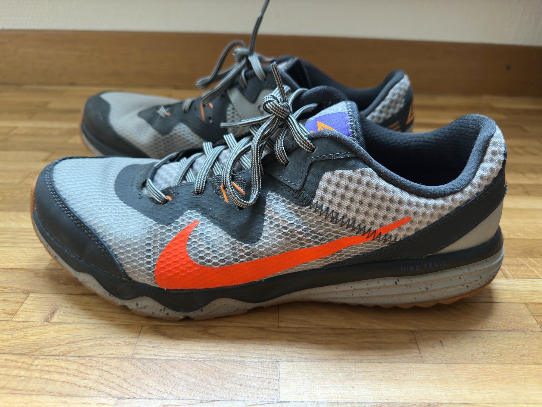 Nike Scarpe da uomo: Nike Trial Juniper Laufschuhe Grösse 45.5 – Nuovo (secondo la descrizione) da Lausanne venduto da brixton 1
