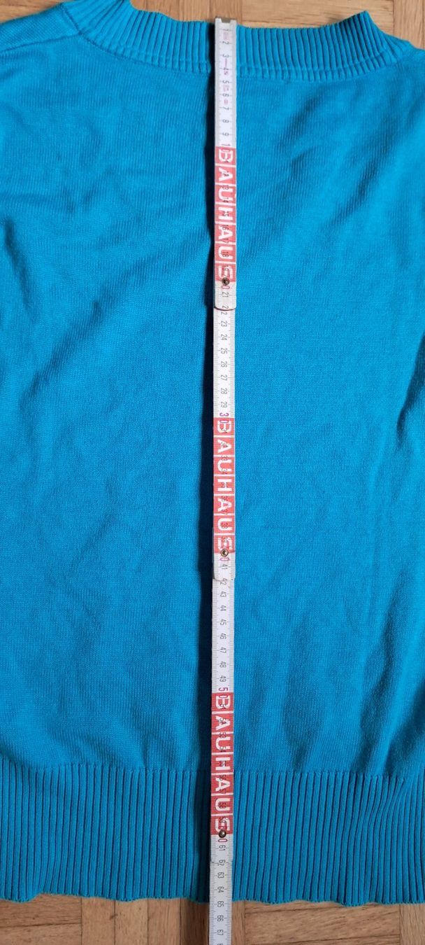 Maglioni & Felpe: Sehr schöner hellblauer Strickpullover, extralange Ärmel – Usato da Eschert venduto da PS.. 3