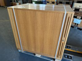 2 Stück Lateralschränke aus Holz