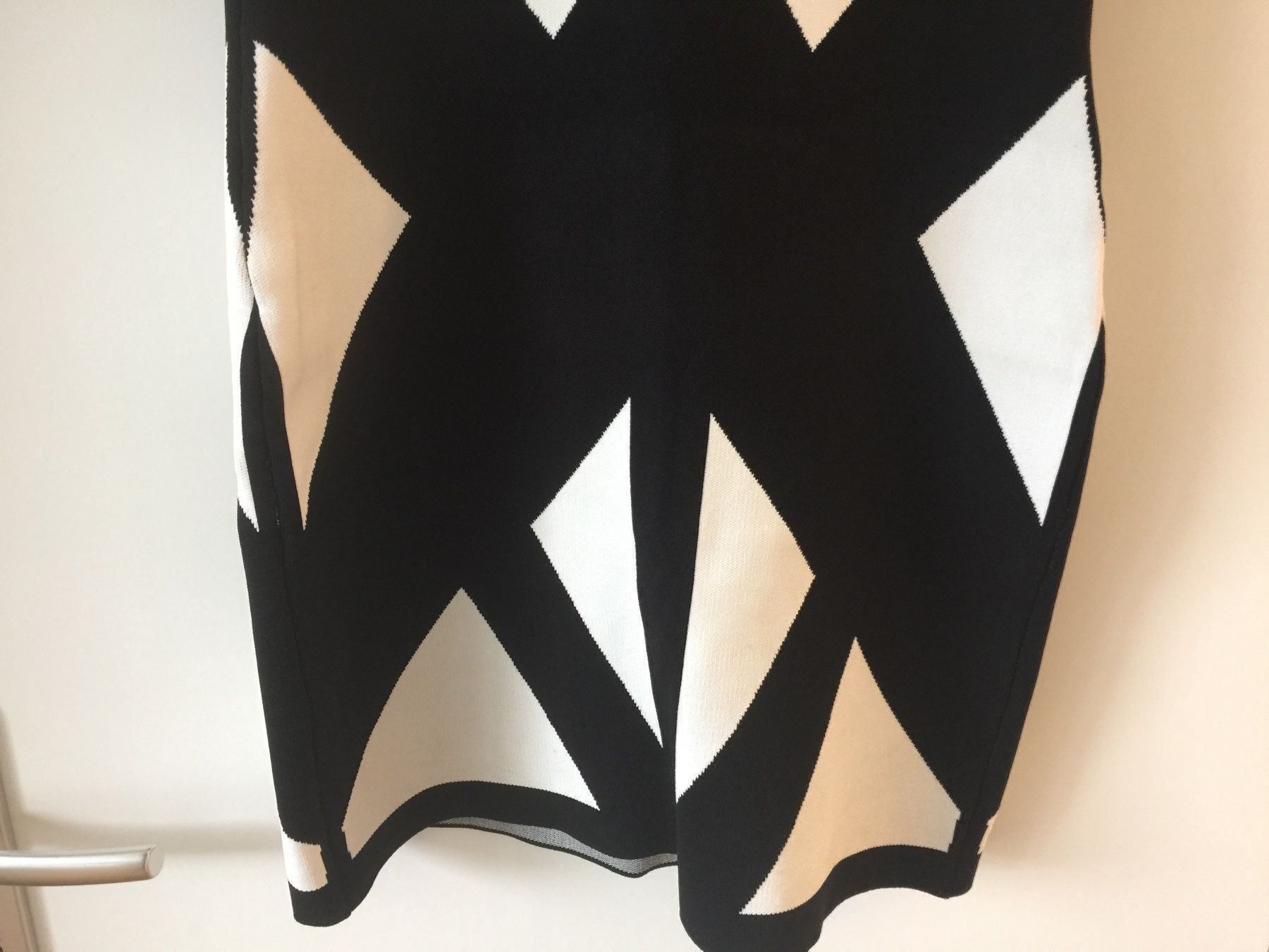 Vestiti: BCBG Max Azria Kleid Gr. M – Usato da Lachen venduto da Reeci 4