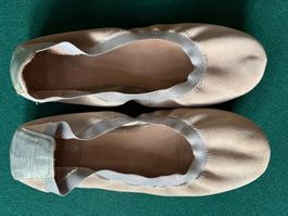 BALLERINA Wildleder  Größe 38 Farbe:  Beige-Silber