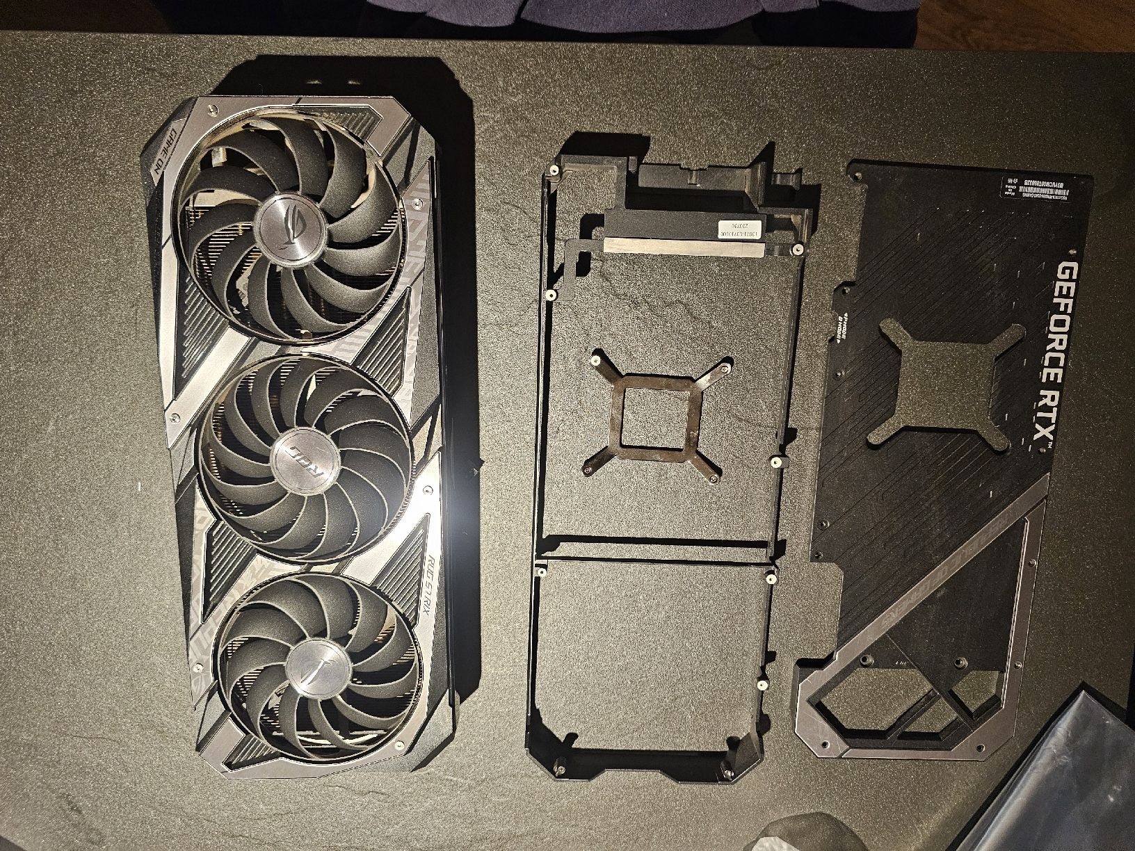 Asus Schede grafiche: Luftkühler zu einer RTX 3090 / 3080 Strix von Asus – Usato da Frick venduto da SergejblackDB