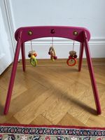 Hübsches Babytraum Trapezausz Holz, tolles Design!