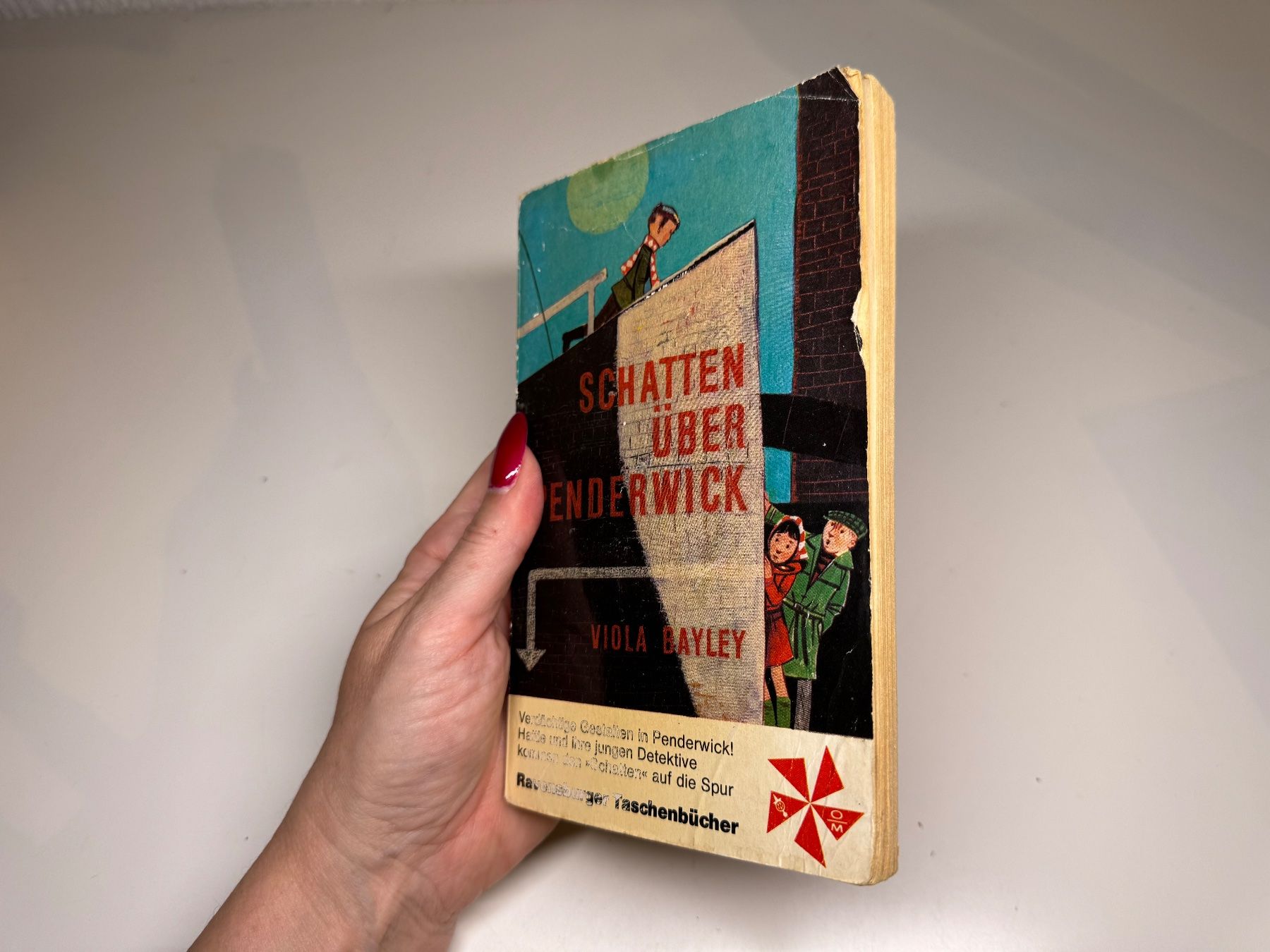 Libri: ROMAN: Viola Bayley, Schatten über Penderwick – Usato da Grosswangen venduto da Deutsche_Romane 1