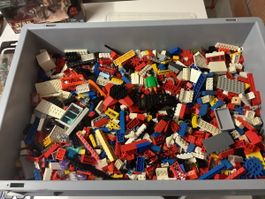 Abzugeben Lego diverse ca3kg und Zubehör 