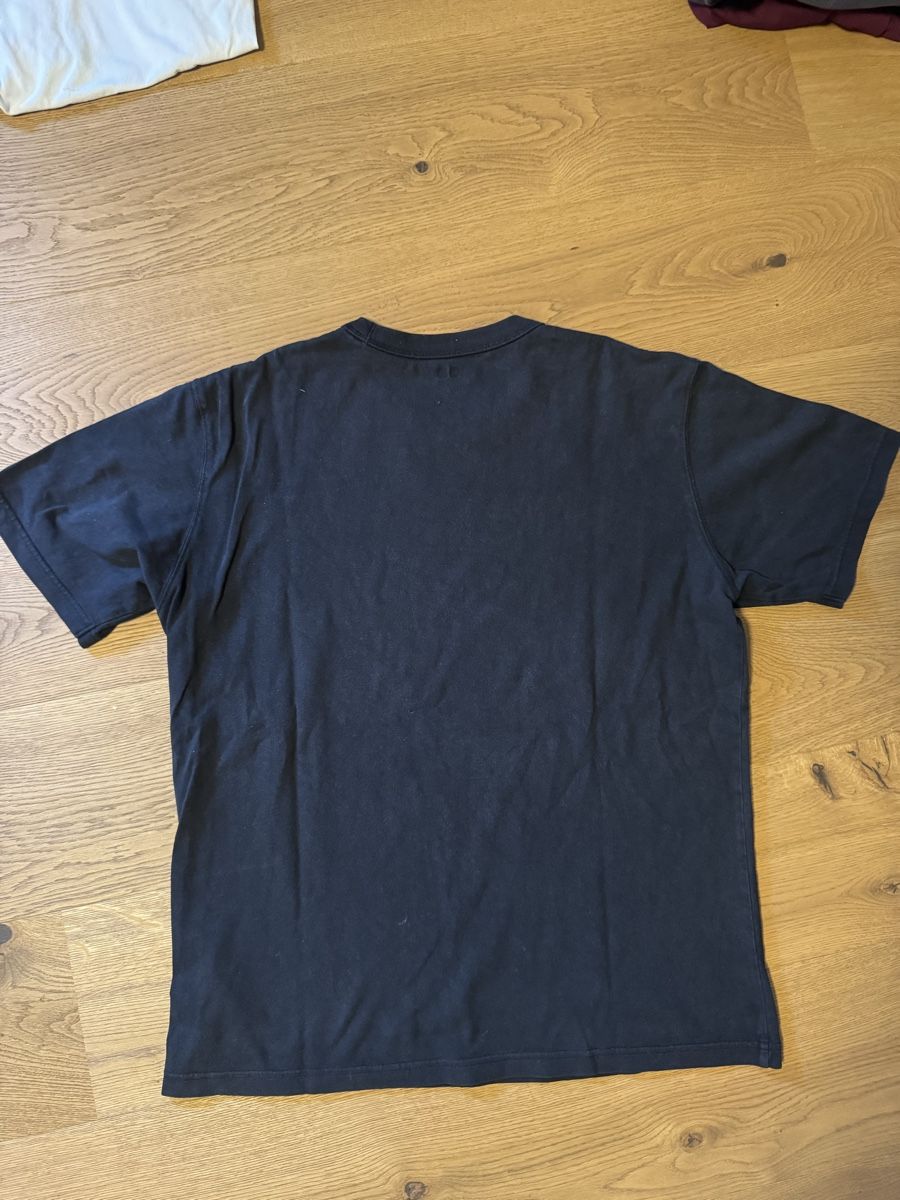 Uniqlo T-shirt: 2 Uniqlo T-Shirts L – Usato da Grüningen venduto da Jimmy20 2