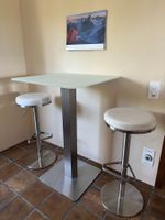 Bartisch und -hocker zu verkaufen