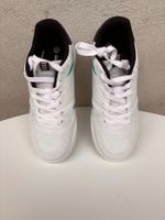 NEUER weisser Sneaker der Marke Graceland Gr. 37