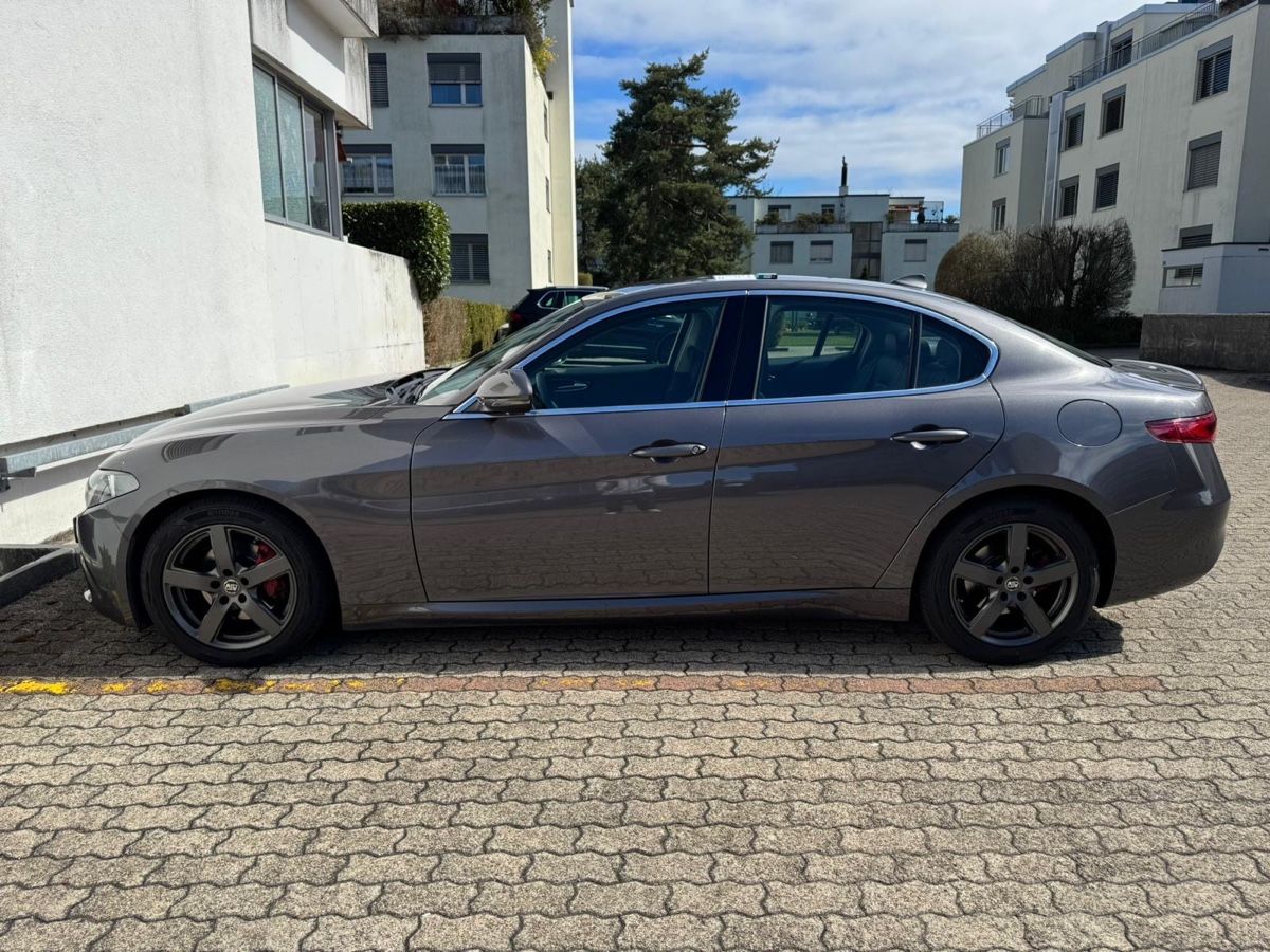 Alfa Romeo Automobili: Alfa Romeo Giulia – Usato da Uznach venduto da Bergomi161 2
