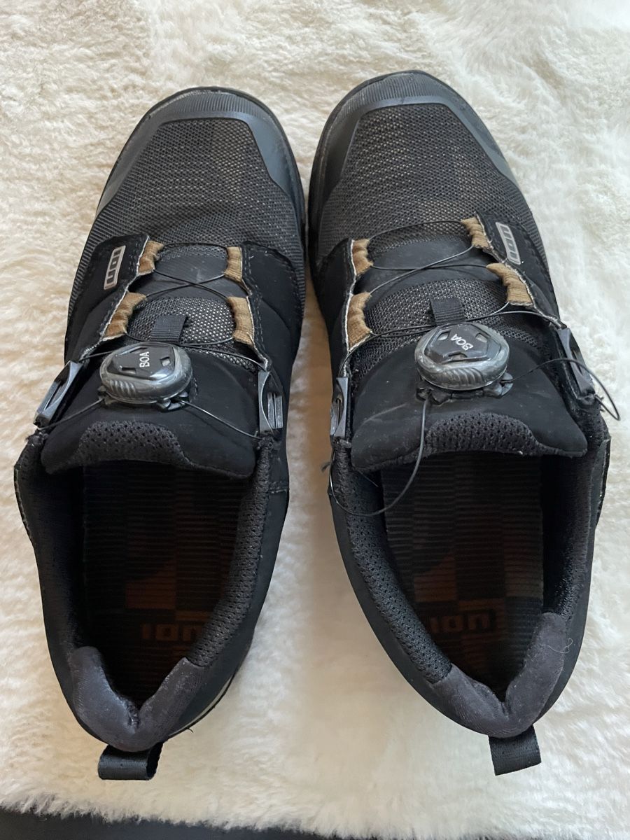 Chaussures hommes: MTB Schub ION BOA Gr. 42 – D'occasion à Matten(St.Stephan) par hjkl000