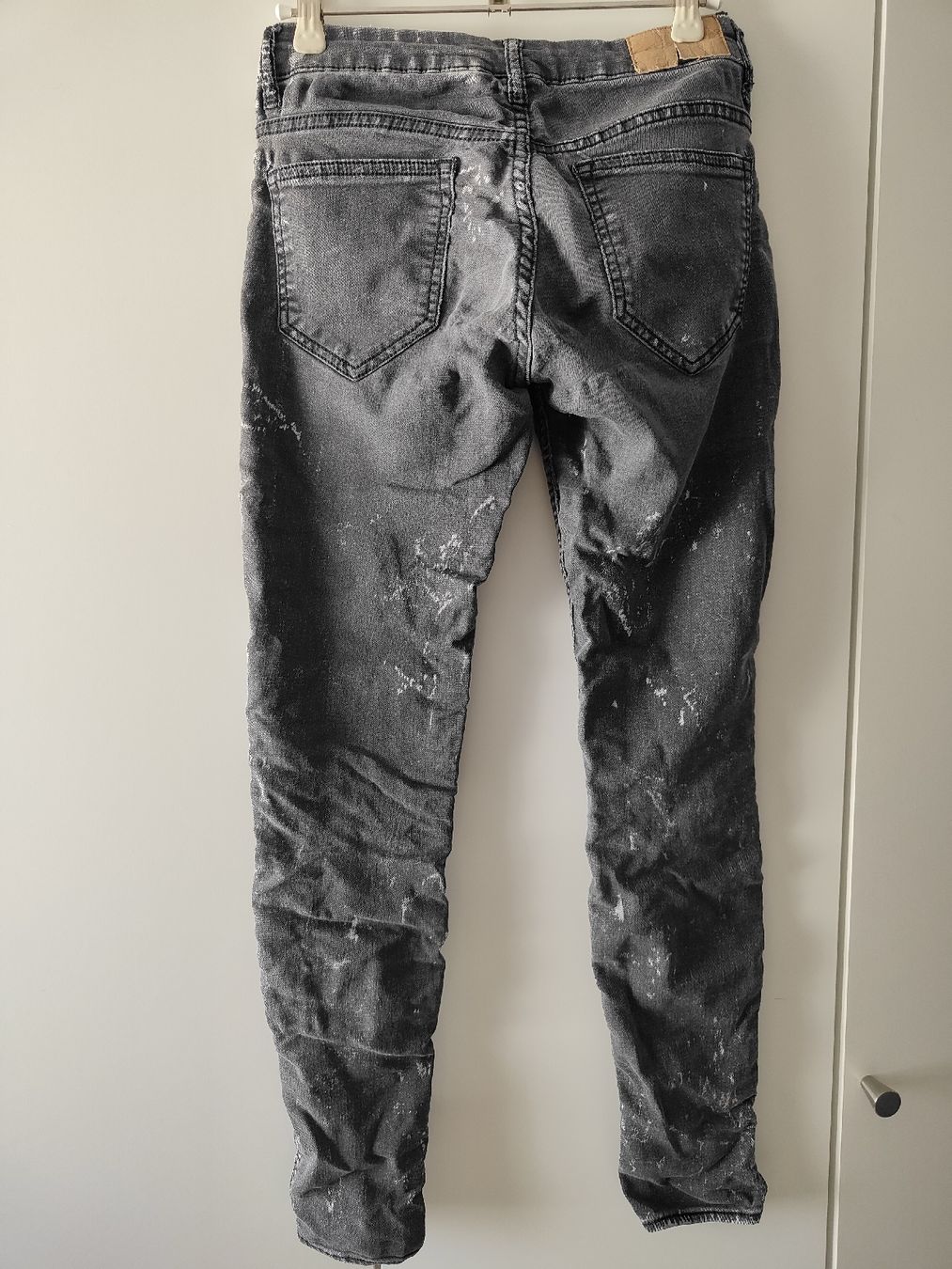 Jeans: skinni Jeans 34 – D'occasion à Einsiedeln par TheMullets_wife 1