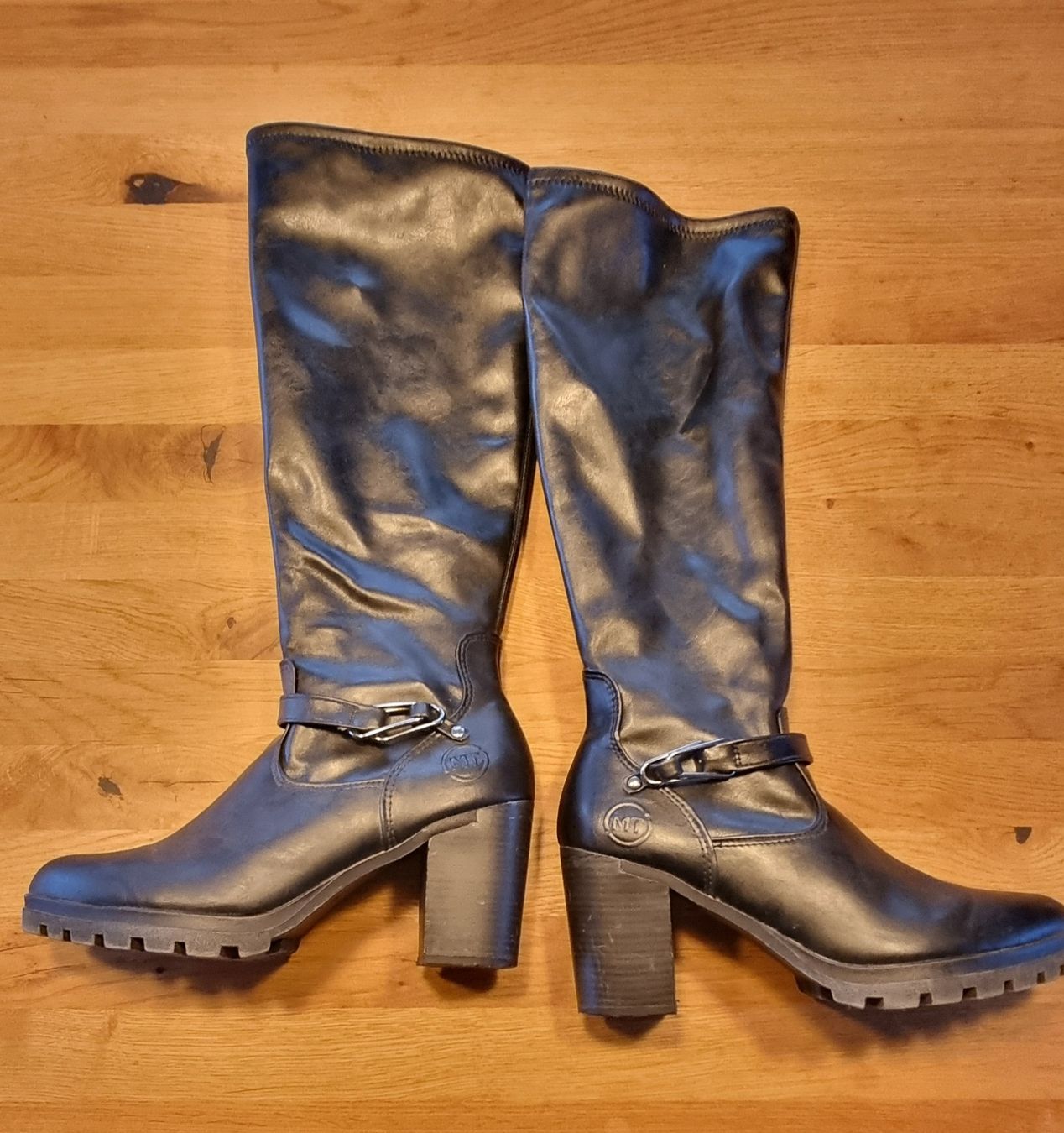 Scarpe da donna: Stiefel Marco Tozzi, schwarz, Grösse 41 – Usato da Widnau venduto da ani-124 2