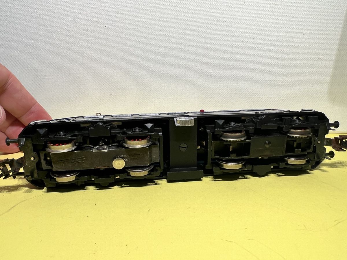 Fleischmann Modellini di ferrovie: Fleischmann E10, schweres Gussmodell in HO – Usato da Weinfelden venduto da Kammerflimmern 4