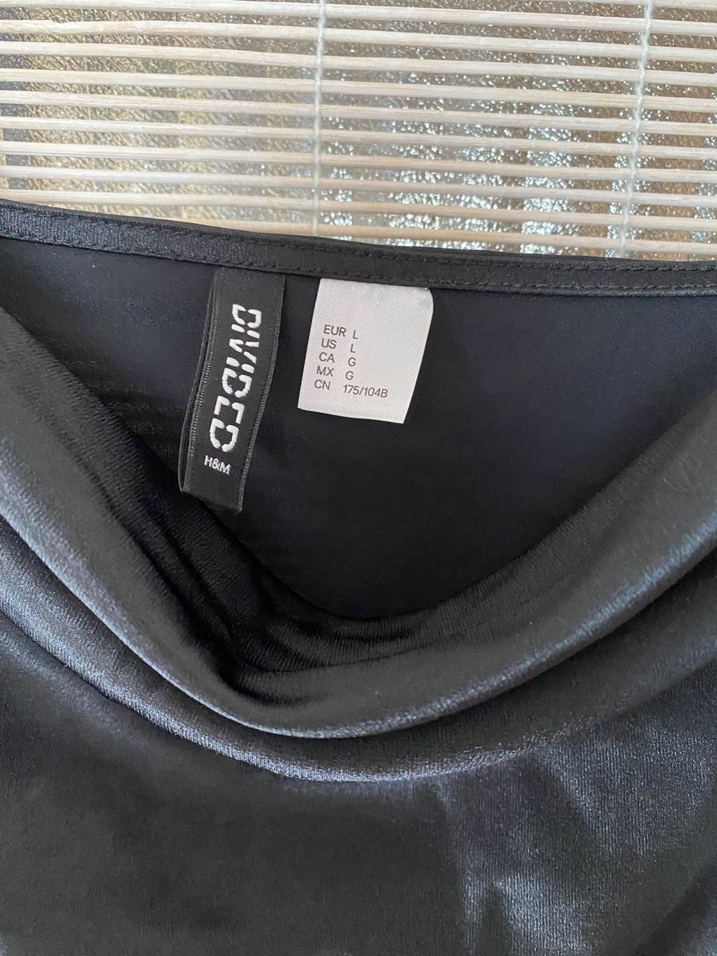H&M Kleider: Robe noire satin – Neu (gemäss Beschreibung) aus Montreux von Izapeche811 2