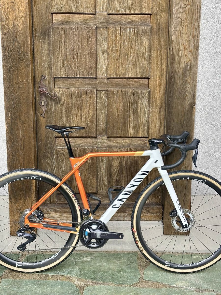 Canyon Biciclette: Canyon inflite CF SLX 8 – Usato da Sciernes-d'Albeuve venduto da den_tt5y 1