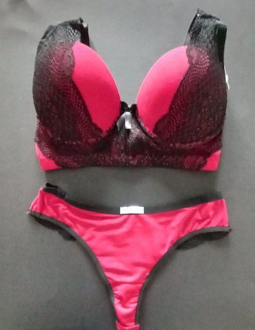 Lingerie Femme D1push up string br sil Rouge Noir taille S