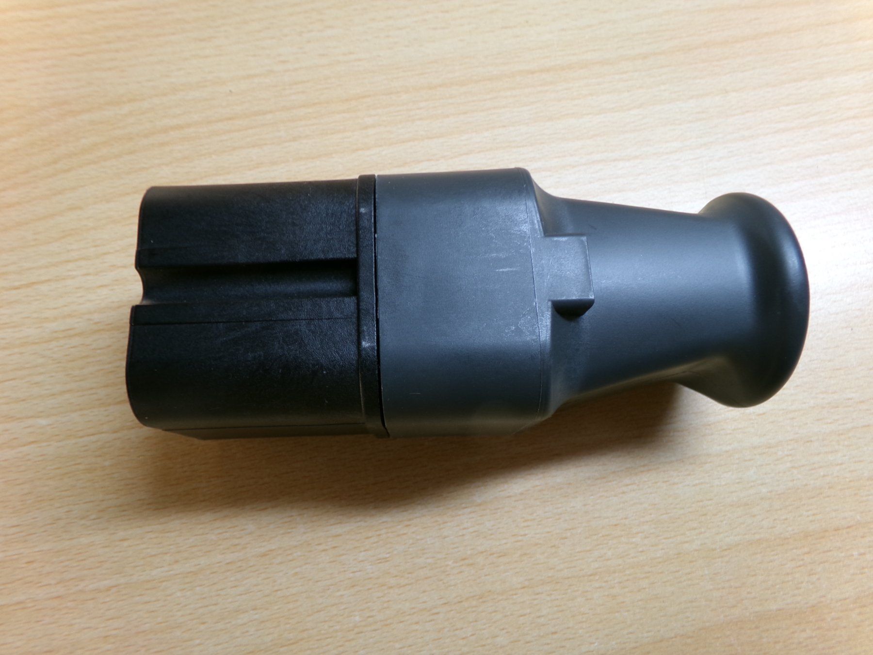 Spine: Stecker I15 schwarz – Nuovo (secondo la descrizione) da Hombrechtikon venduto da Maloev17 8