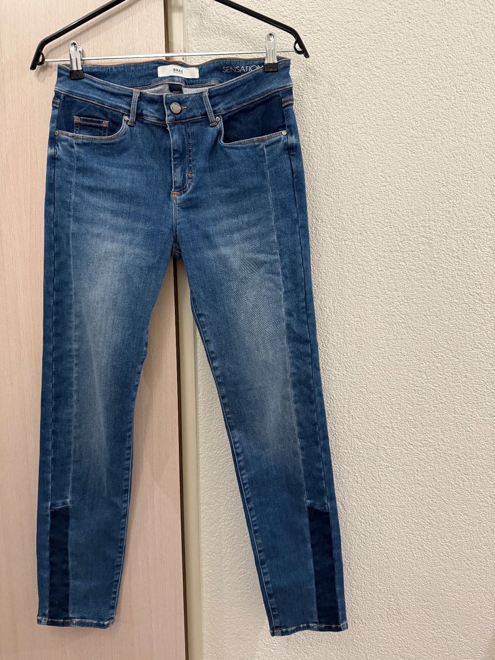 Brax Pantaloni: BRAX DAMENHOSE – Usato da Zürich venduto da heb_c9cj