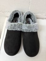 Skechers Hausschuh Damen Schwarz Grösse 40 gefüttert