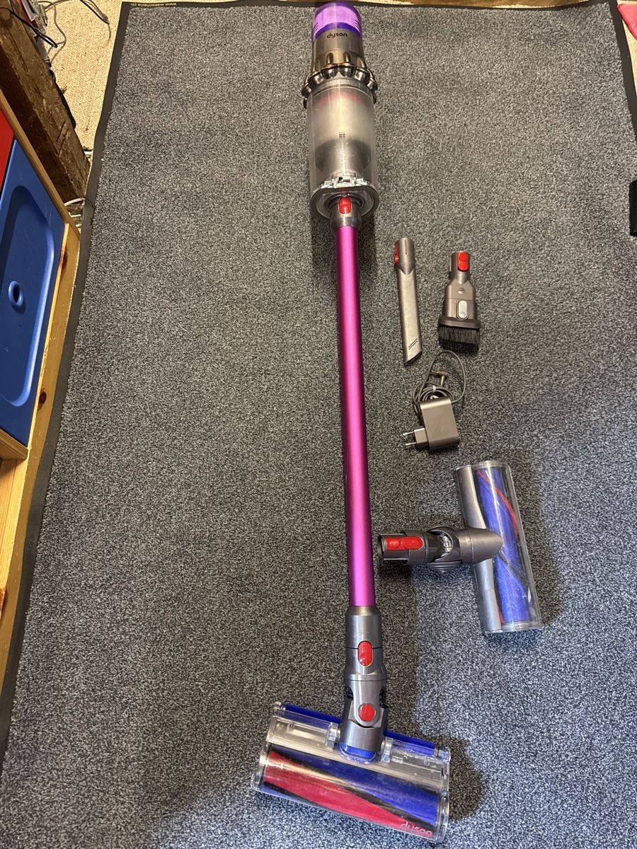Dyson Aspirapolveri & Accessori: Dyson v11 torque Drive – Usato da Landquart venduto da Nnf007