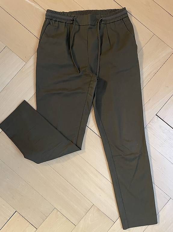 Pantaloni: Hose ZARA – Usato da Bern venduto da Milena2323