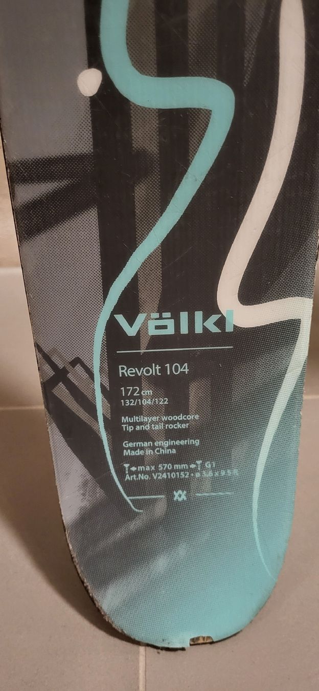 Völkl Sci: Skis Volkl Revolt 104, 172cm – Nuovo (secondo la descrizione) da St-Pierre-Clages venduto da mic_6lks 1