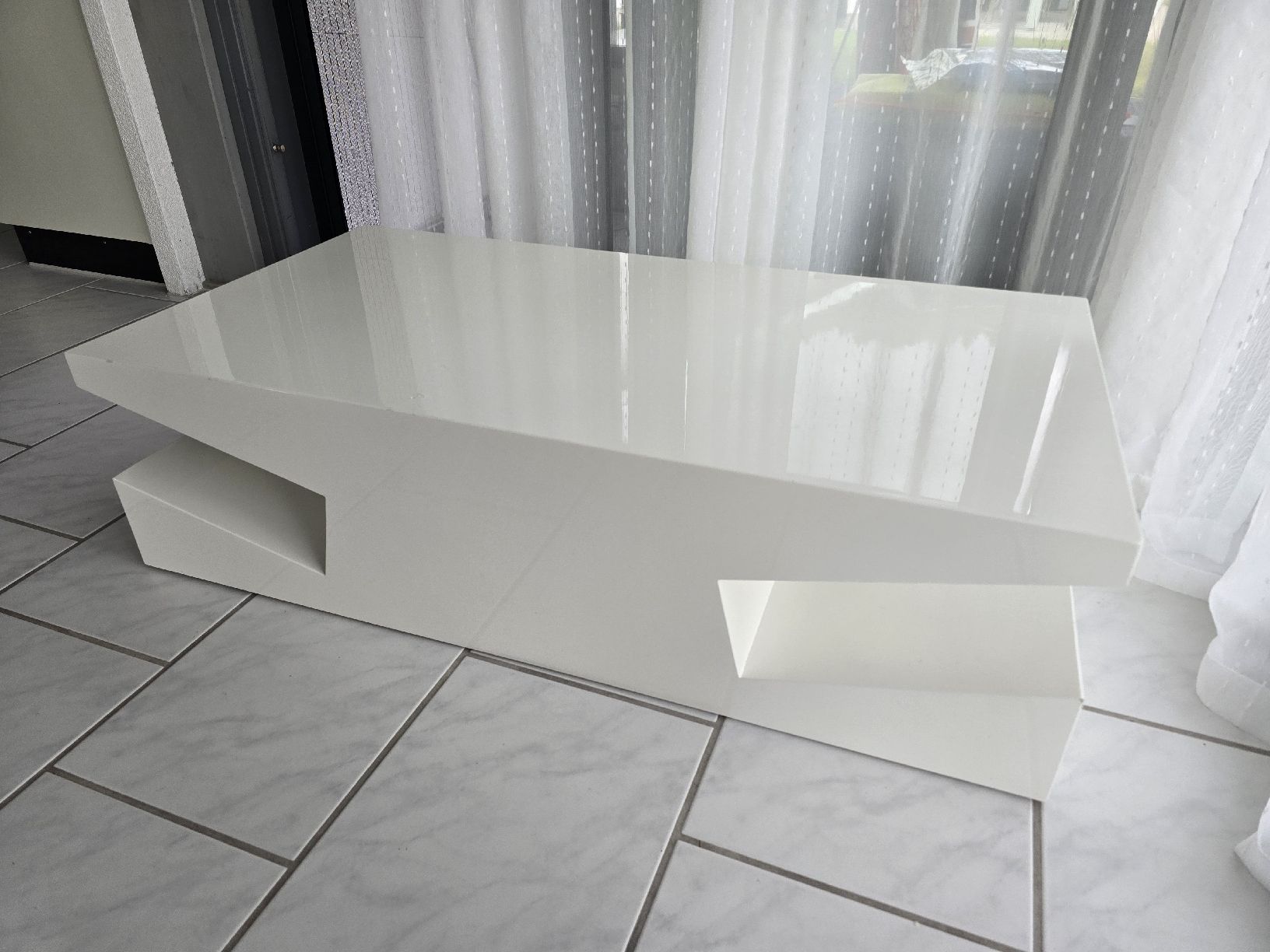 Tavoli: Design Couchtisch 115 x 60 x 32cm  – Usato da Saland venduto da GianSilver