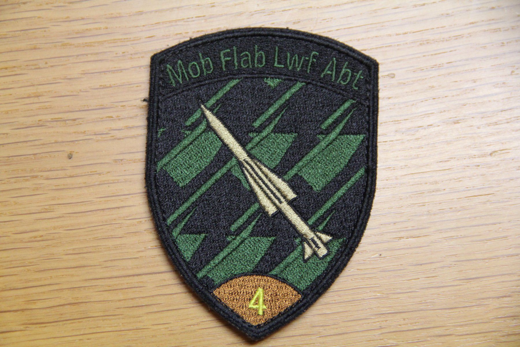 Schweizer Armee Placchette & Badge: Mob Flab Lwf Abt 4, Badge – Usato da Belp venduto da Tomsek