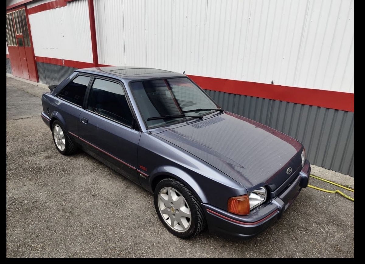 Automobili: Ford Escort XR3i 1986 – Usato da Gampelen venduto da myd_xl9j 2