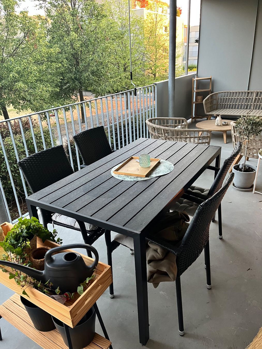 Set de table et chaises: Gartentisch mit 4 Stühlen – D'occasion à Ostermundigen par joel1303