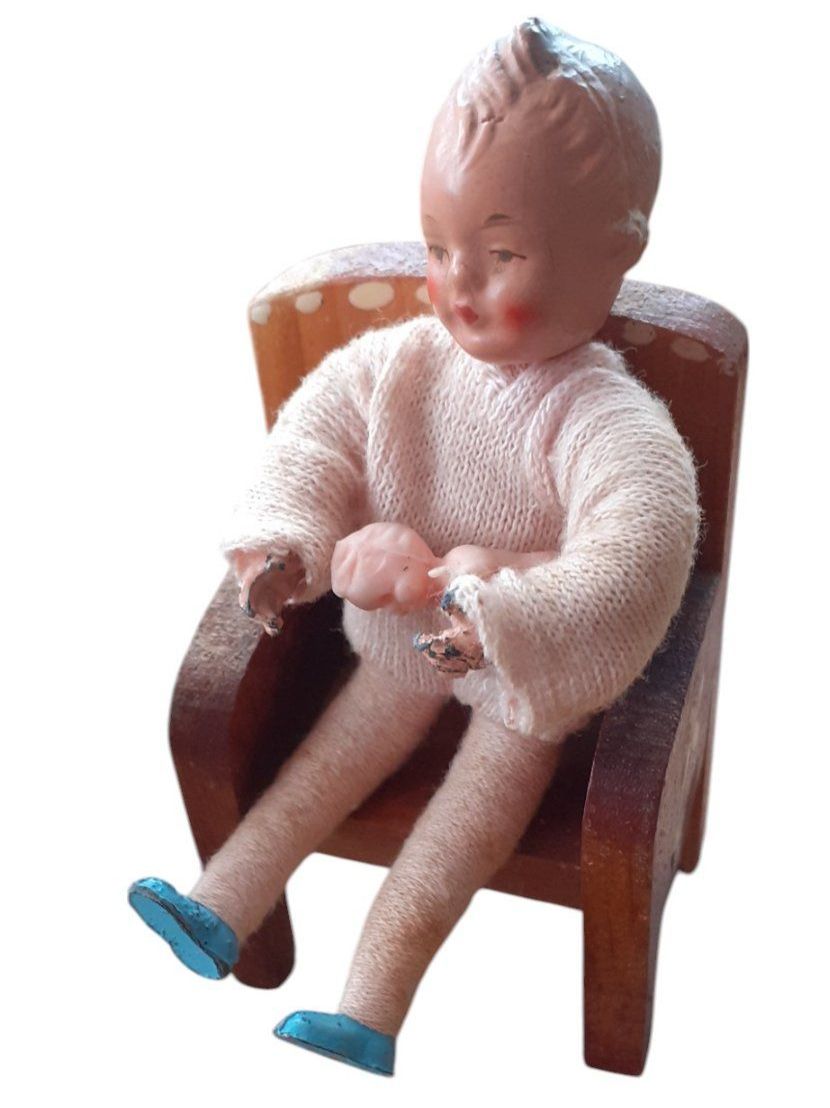 Bambole: Antike Puppenmöbel mit Puppe – Usato da Mörschwil venduto da lindaswunderkiste 2