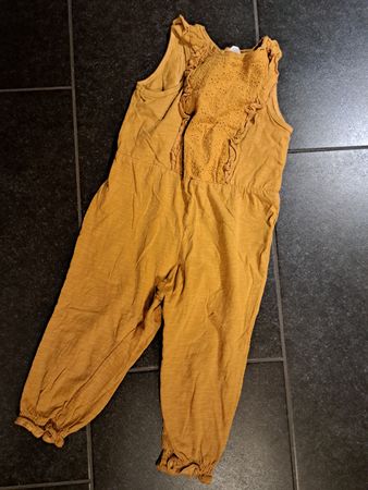 Sommerlicher Mädchen Jumpsuit in Senfgelb, Gr. 92 1.5-2 Y
